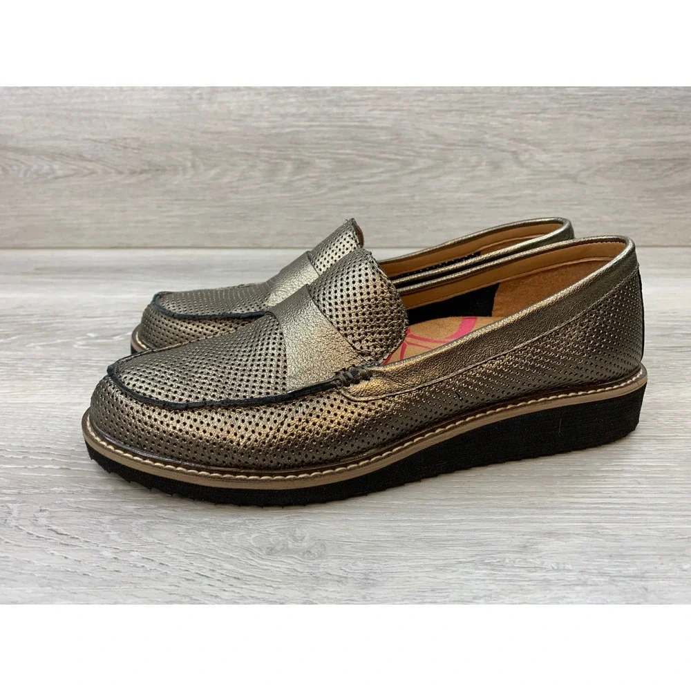 Comfortiva Align Women's Bronze Metallic Perforated Leather Loafers 8.5 Shoes